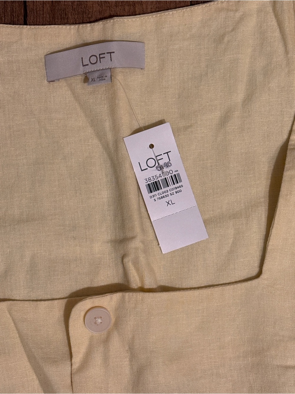 LOFT Light Yellow Sleeveless Button-Front Shell Top - Picture 2 of 3